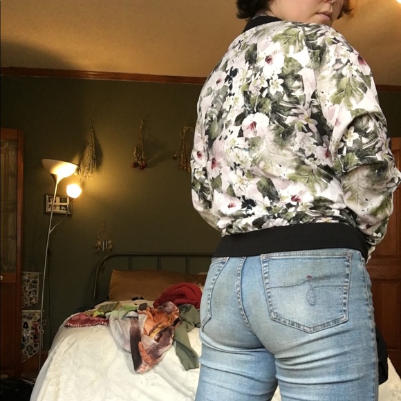 Sanctuary floral bomber jacket - Picture 4 of 5